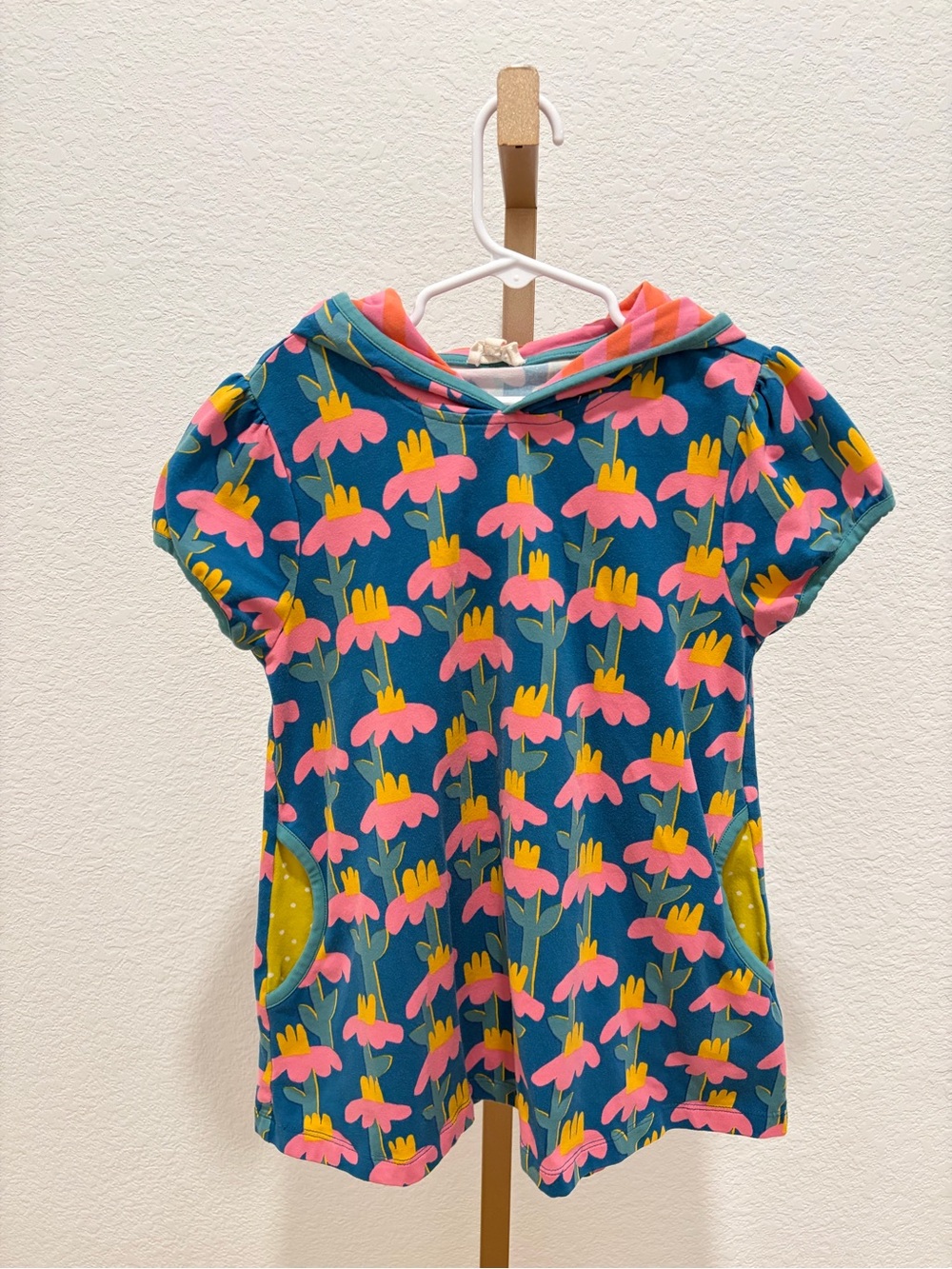 Finding Foxtails Girls Floral Hooded Tunic - Teal, Pink & Yellow size 8